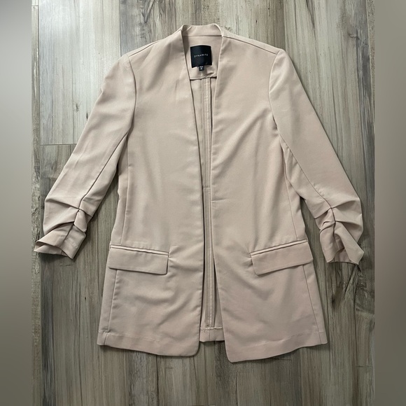 Blazer - Picture 1 of 7